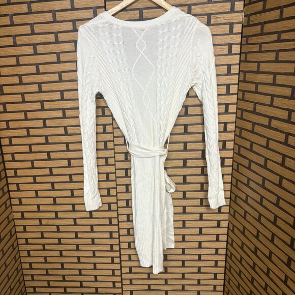 Guess Aria White Cable-Knit Dress Size Small - Picture 3 of 12